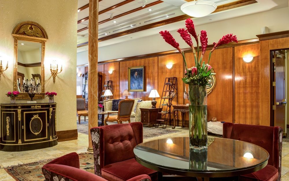 Hotel Providence Buitenkant foto